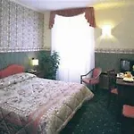 Splendid Venezia Hotel 4*