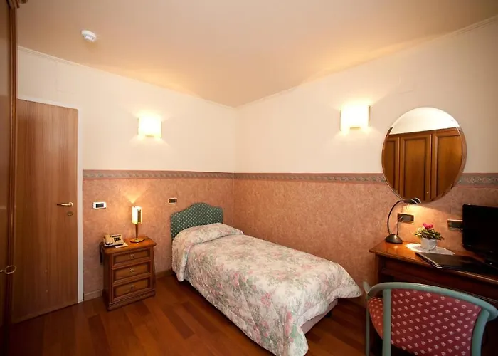 Hotel Splendid Venezia 4*